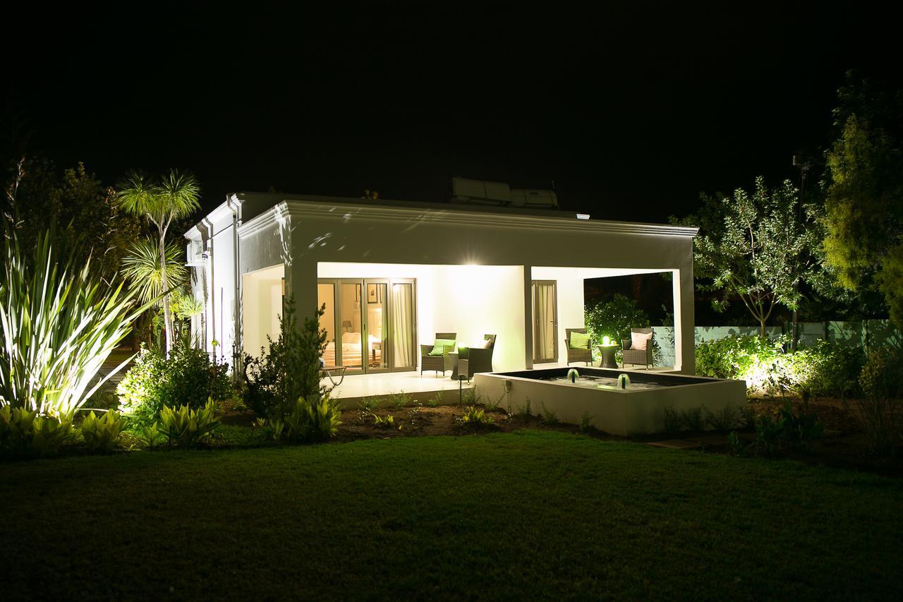 Christofphs Bed & Breakfast Bonnievale Bagian luar foto