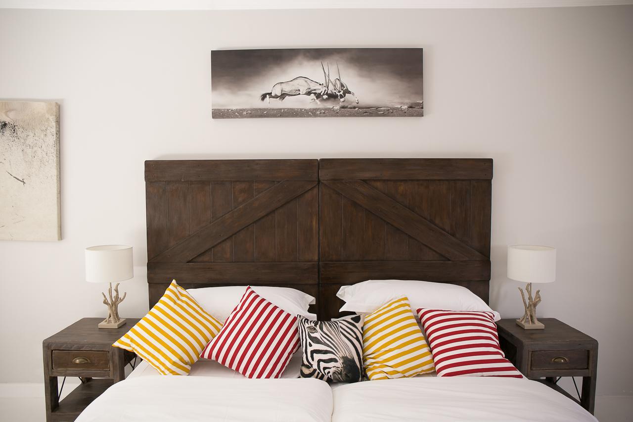 Christofphs Bed & Breakfast Bonnievale Bagian luar foto