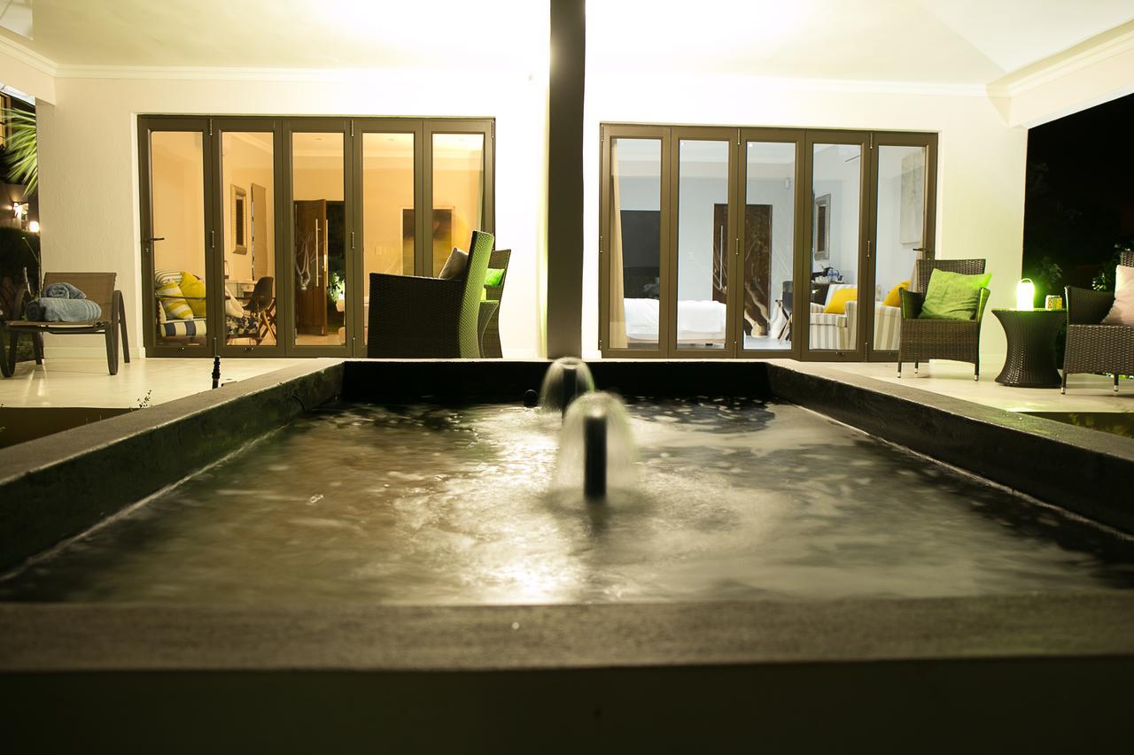 Christofphs Bed & Breakfast Bonnievale Bagian luar foto
